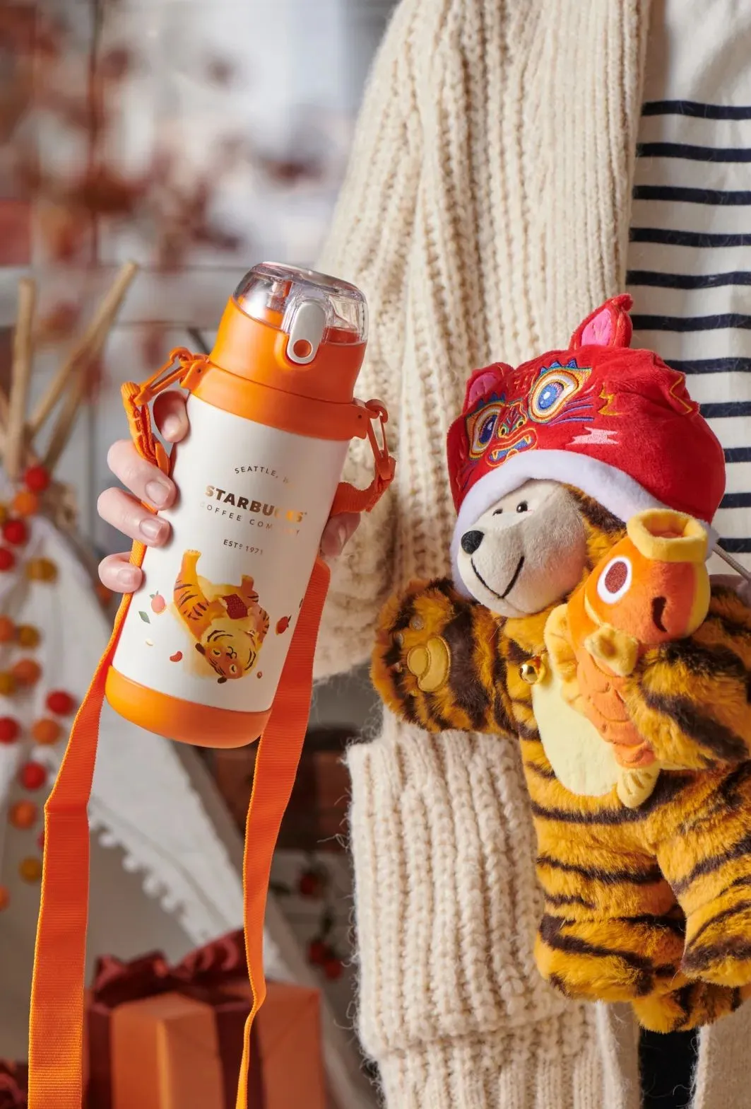 A Complete Collection of Starbucks 2022 Year of the Tiger Limited Edition Cups: Design Appreciation of Daruma Cups from Hong Kong, Macau, Taiwan, and Japan