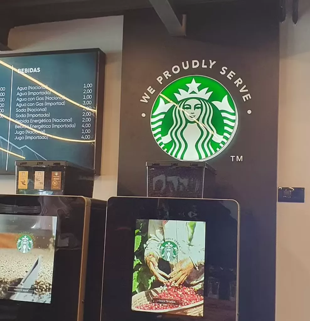 Counterfeit Starbucks Appears in Venezuela: Key Tips to Identify Fake Coffee Shops
