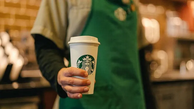 Analysis of Starbucks' U.S. Price Hike | Impact from the Chinese Market and Global Coffee Bean Price Trends