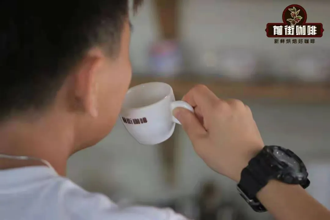 How to achieve layered flavor in pour over coffee? Master water temperature, grind size, and brew ratio to extract rich flavors