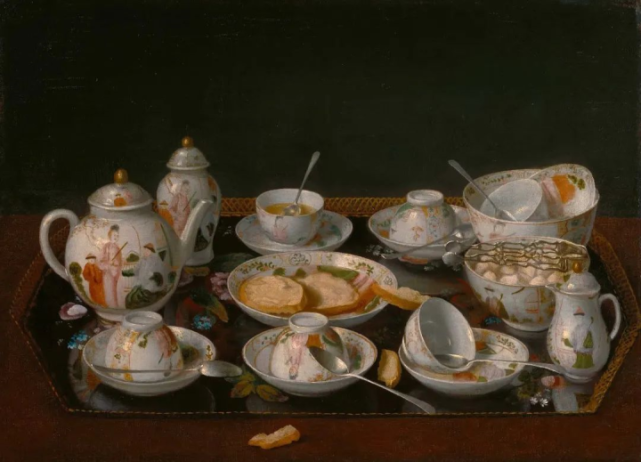 The Evolution of the European Aristocratic Coffee Saucer Drinking Method: From a Cooling Trick to Modern Cup Design