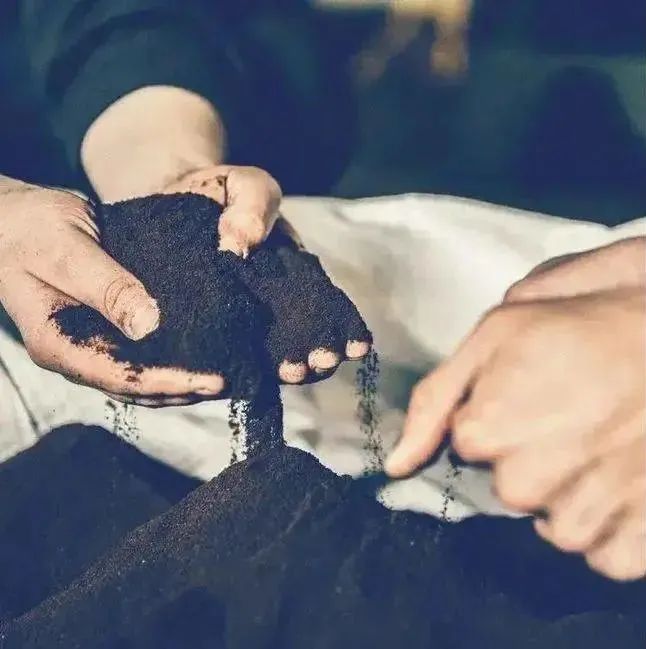 Japanese coffee grounds transformed into biochar fuel: Roasters develop zero-emission new technology