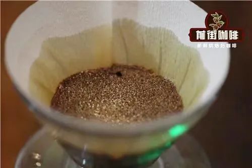 Pour Over Coffee Not Blooming? 3 Key Factors Explained for the Truth Behind Coffee Ground Expansion