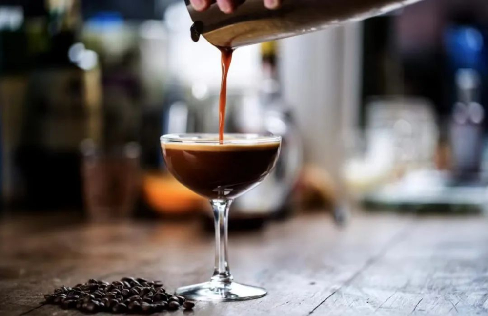 How to Make Starbucks Iced Shaken Espresso? A Guide to Making Caffe Shakerato, an Italian Iced Shaken Coffee