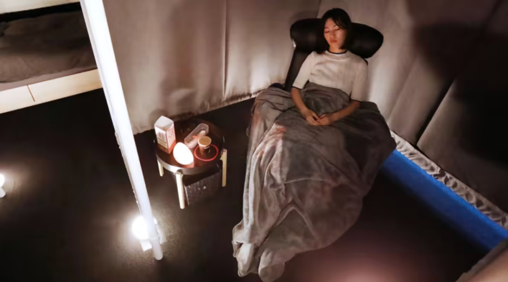 Tokyo Nestlé Café launches sleep therapy program: Low-caffeine coffee paired with naps to combat urban insomnia