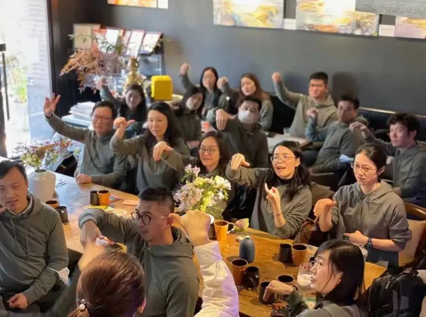 Deaf Coffee Shop’s Pandemic Survival: How Drip Bags Helped Pivot from Zero Foot Traffic