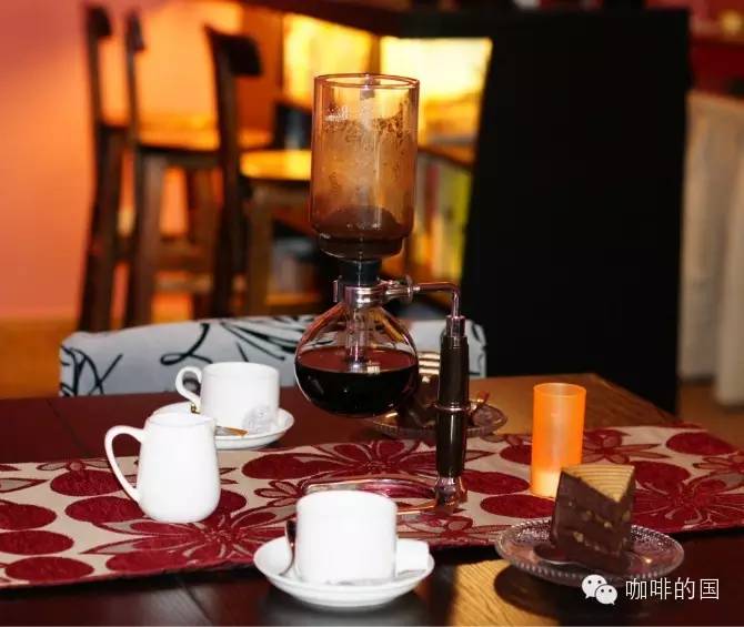 How to remove caffeine? A comprehensive breakdown of supercritical CO₂ extraction technology and the advantages of decaffeinated coffee