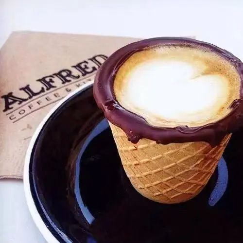 New Trend in Eco-Friendly Coffee Cups: The Evolution and Challenges of Edible Cones and Oat Cups