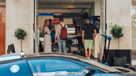 Analysis of the £50 Espresso at the London Bugatti Exhibition: VIP Experience or Price Gimmick?