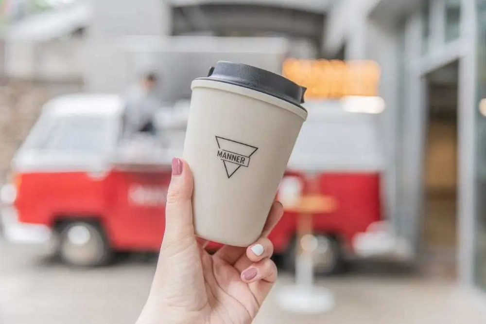 Behind Shanghai's 7,857 coffee shops: An analysis of specialty coffee expansion and the survival challenges of small stores