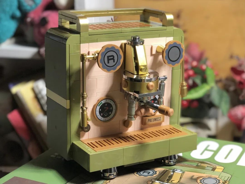 Unboxing 10 Coffee Equipment Bricks: Assembly and Restoration Analysis from Rocket R58 to EK43