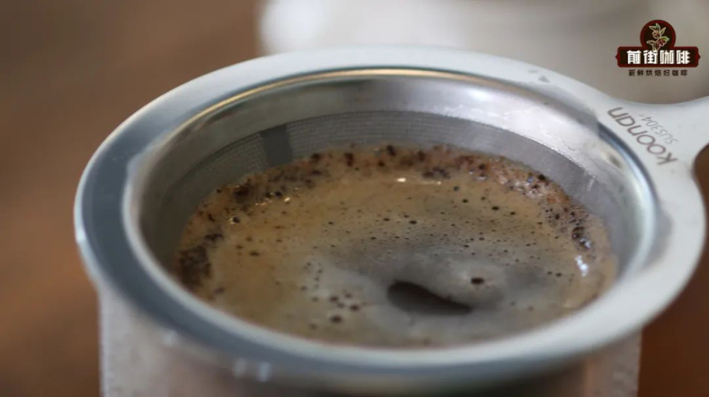 Is it possible to brew pour over coffee without filter paper? A practical test of flavor and extraction differences using a 400-mesh metal filter