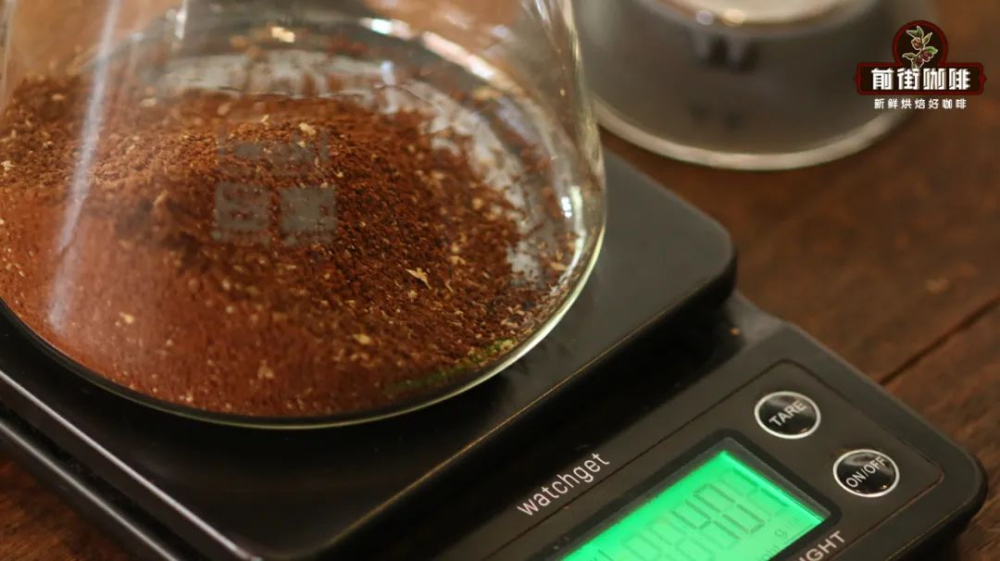 The Complete Guide to Pairing Cold Brew Coffee Extraction Time with Grind Size