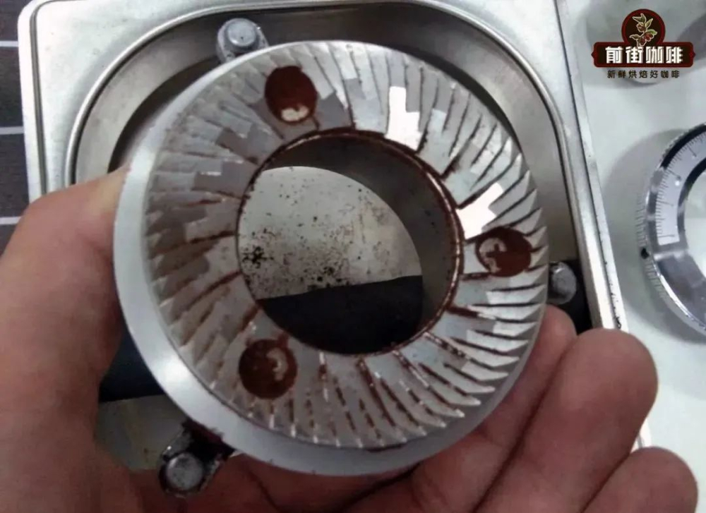 Complete Guide to Hand Grinder Maintenance: Cleaning, Calibration, and Flavor Preservation Techniques
