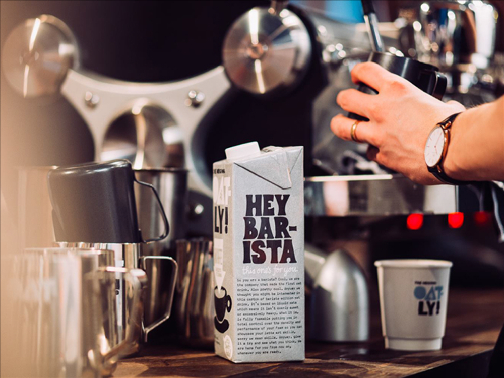 Oat milk faces resistance in entering the WBC? An analysis of the controversy between plant-based milk and dairy milk in coffee competitions