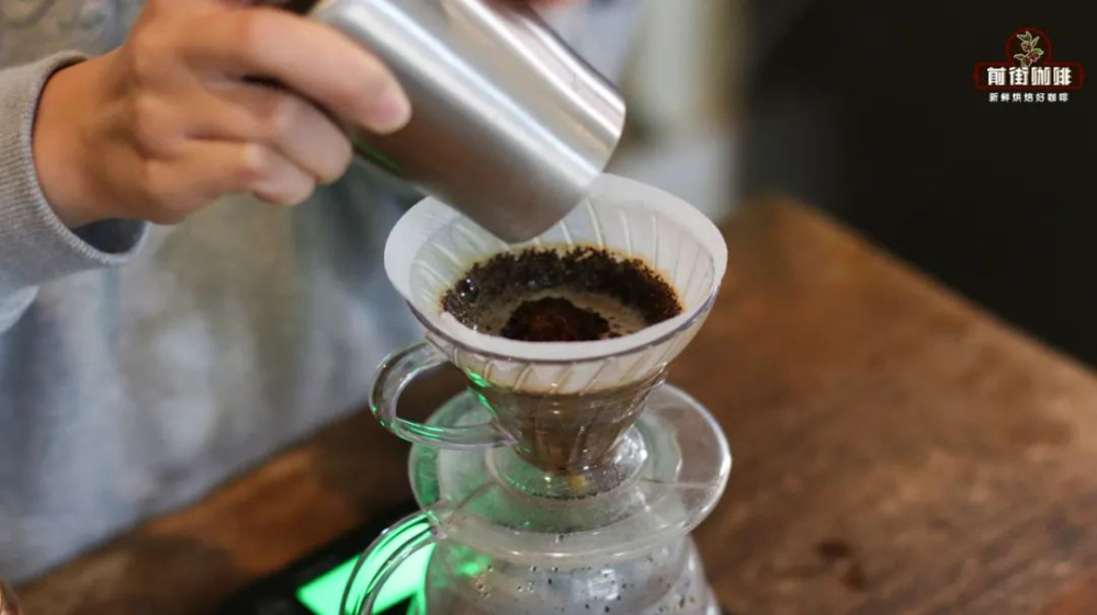 How to solve the problem of fine coffee particles in pour over? How does grind uniformity affect extraction flavor