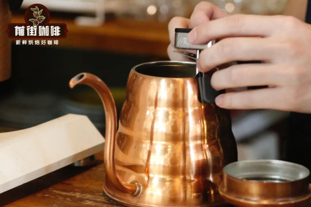 How to adjust the coffee-to-water ratio for pour over? A complete guide to three-stage pouring techniques and beginner hands-on practice