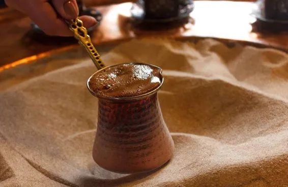 The Secret of Unfiltered Turkish Coffee: Extraction Principles & Flavor Analysis – A Beginner's Guide