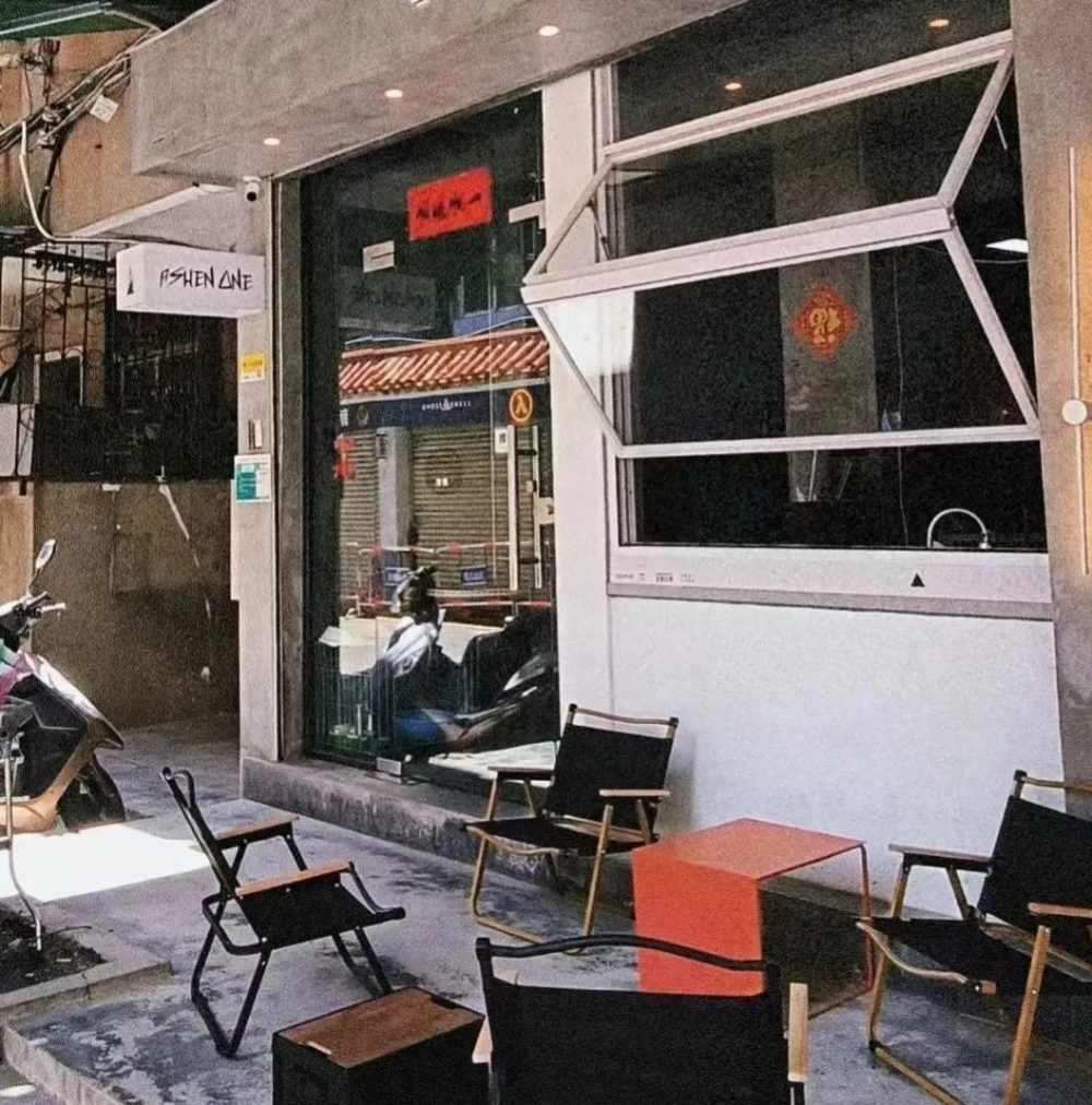 How can coffee shops in third- and fourth-tier cities break through? Strategies for community management and differentiated positioning
