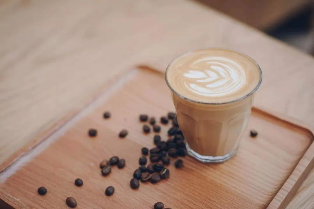 How to distinguish Luckin's Flat White from Latte? Flat White family recipes and premium espresso extraction techniques