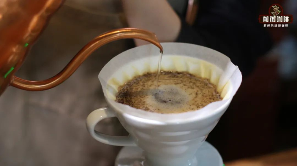 Four-Cup Pour Over Coffee Guide: Techniques for Handling 30g of Coffee Grounds and Balancing Flavor
