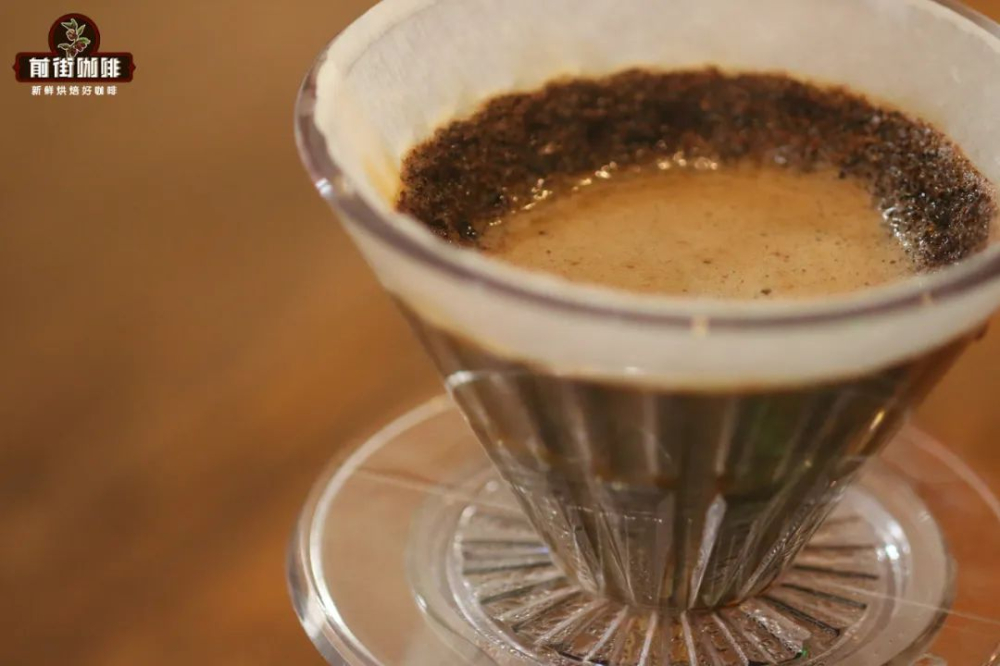 How Does the Shape of a Pour Over Dripper Affect Extraction? A Practical Guide to Adjusting Parameters and Flavor