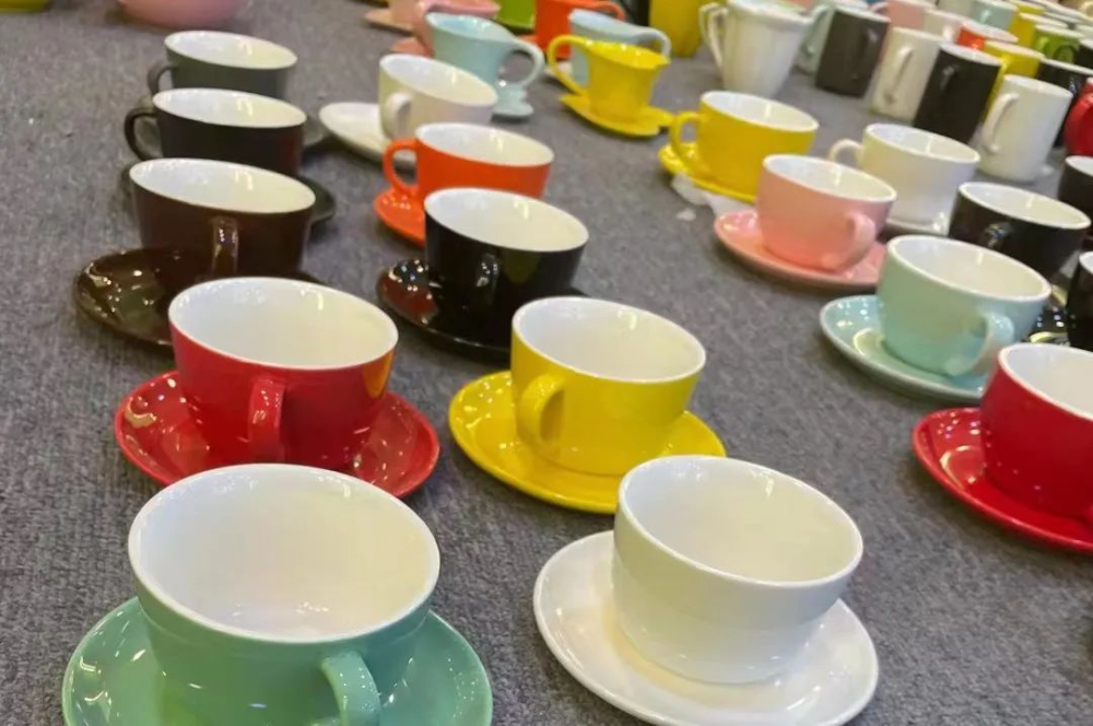 How to Choose a Pour Over Coffee Cup? 5 Key Details on How Material and Shape Affect Flavor