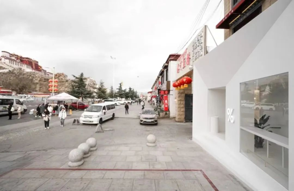 The world's highest-altitude %Arabica opens in Lhasa!Analyzing the coffee market trends near the Potala Palace