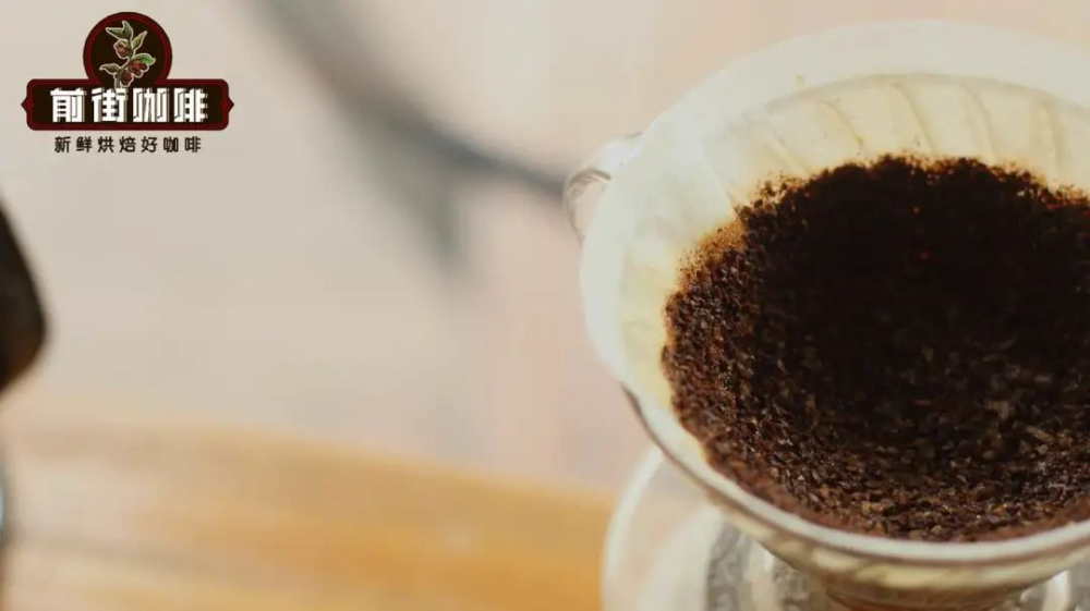 Analysis of Pour Over Coffee’s Coffee Puck Wall and Puddle: Mastering Water Flow Techniques to Enhance Extraction Flavor