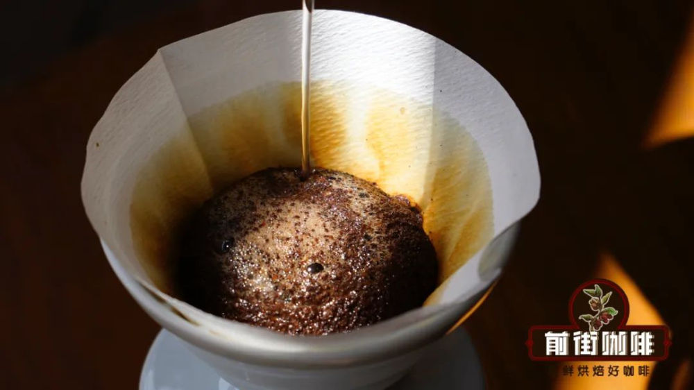 Detailed Guide to the V60 Pour Over Coffee Three-Stage Pouring Method: Mastering Stage Techniques to Enhance Flavor Layers