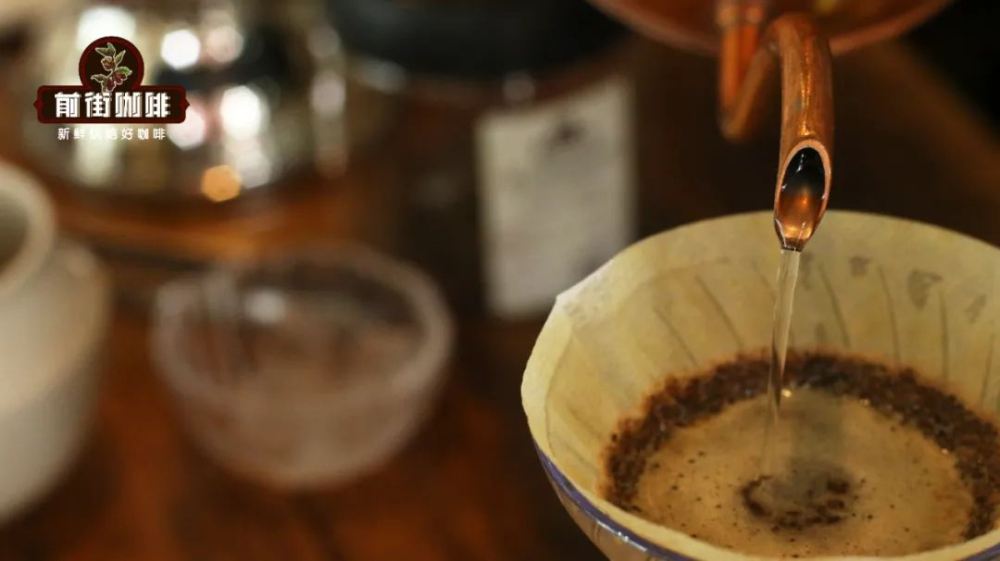 Detailed Guide to the V60 Pour Over Coffee Three-Stage Pouring Method: Mastering Stage Techniques to Enhance Flavor Layers
