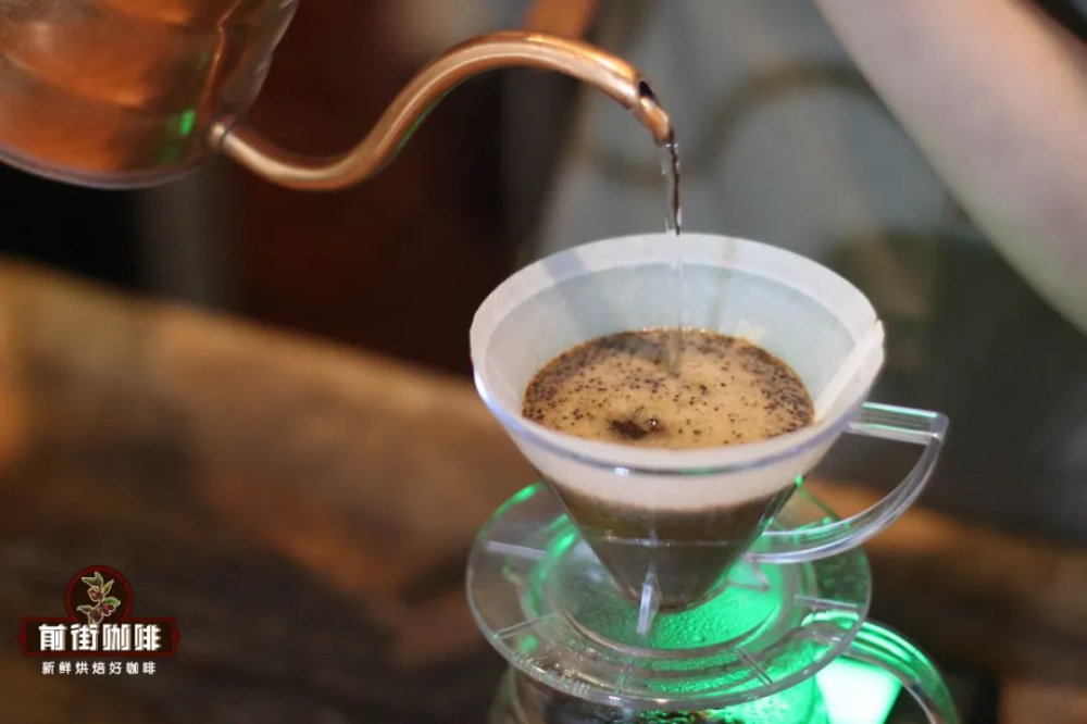 A Complete Guide to Pour Over Coffee Extraction States: Judging Over-Extraction, Under-Extraction, and Parameter Adjustment Techniques from Flavor
