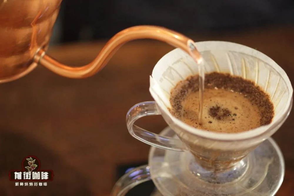Detailed Guide to the V60 Pour Over Coffee Three-Stage Pouring Method: Mastering Stage Techniques to Enhance Flavor Layers
