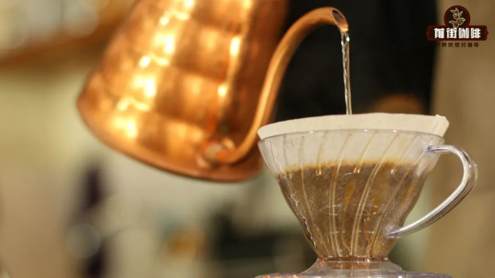 Beginner's Guide to Pour Over Coffee: A Practical Manual for Adjusting Extraction Parameters Based on Roast Level