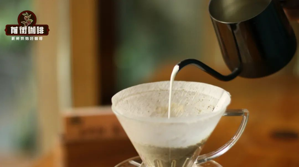 The Golden Ratio and Techniques for Pour Over Coffee with Milk | Master Everything from Bean Selection to Milk Temperature