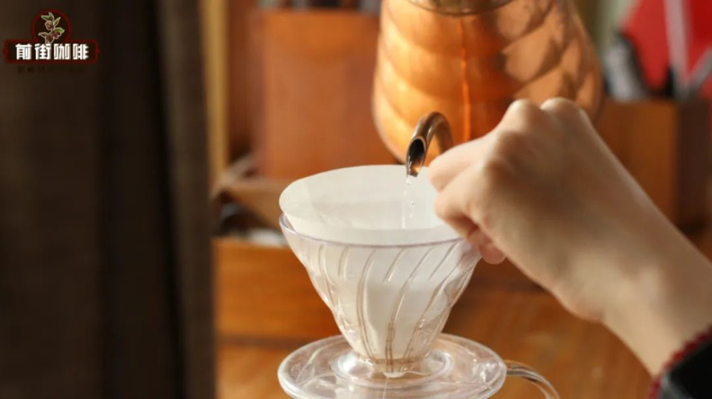 Does the water temperature for wetting the filter paper in pour over affect coffee flavor? A practical test analysis of three filter cone materials