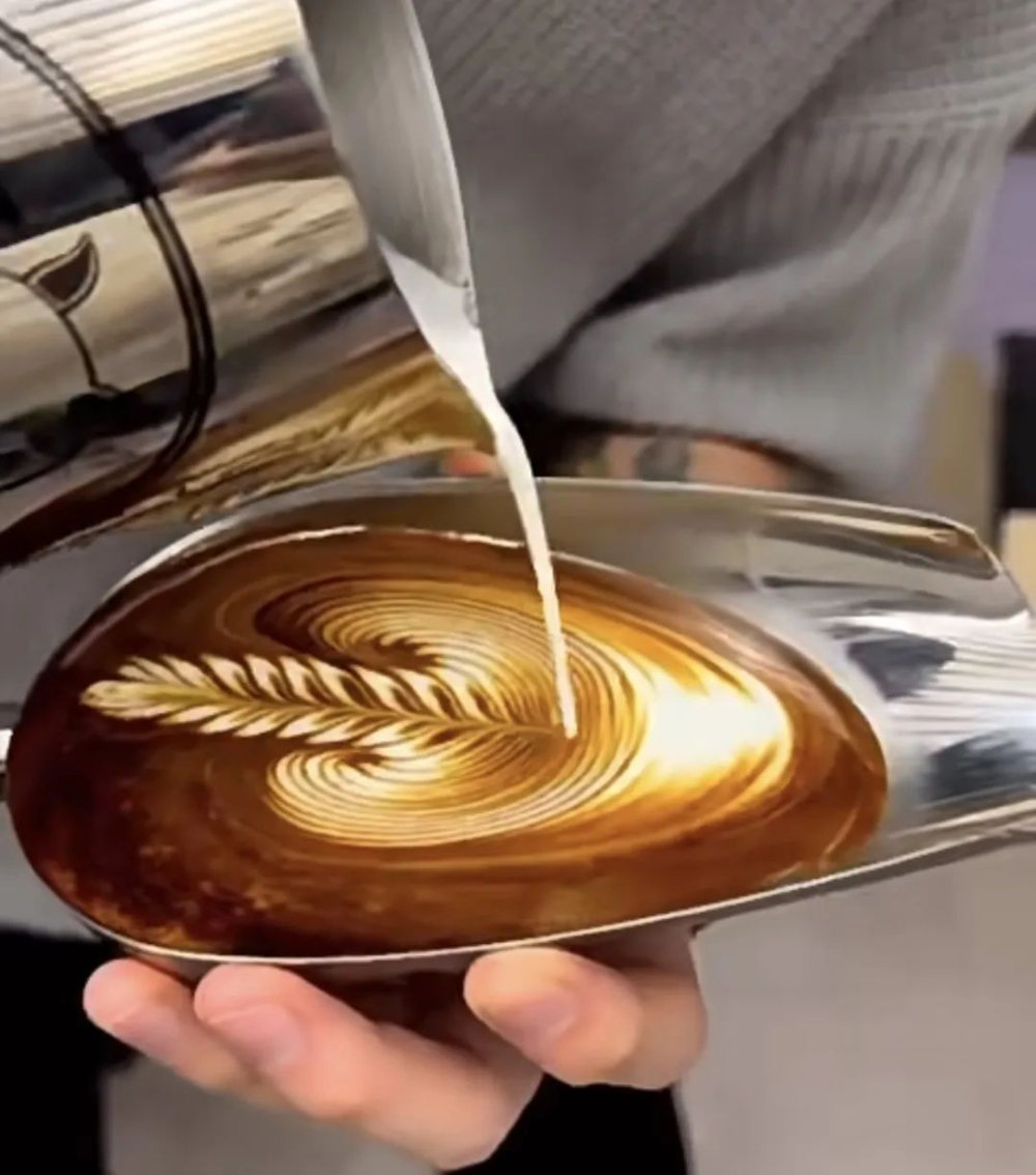 TOP 10 Creative Containers for Coffee Art: 10 Surprising Ways from Ice Scoops to Dragon Fruits