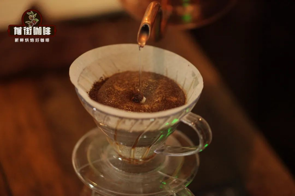 A Comprehensive Guide to Pour Over Grind Sizes: Flavor Differences Between Fine Grind Fast Drips vs. Coarse Grind Slow Drips