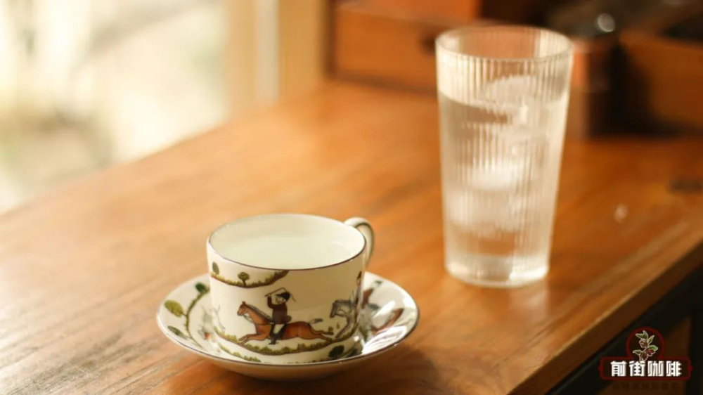 Hot Americano vs Iced Americano – A World of Difference in Flavor? Analyzing the Impact of Temperature on Coffee Sensory Perception