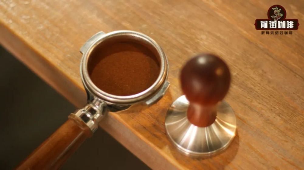 Unveiling the Secrets of Espresso Tamping Techniques: A Practical Comparison of Grind Size and Tamper Pressure