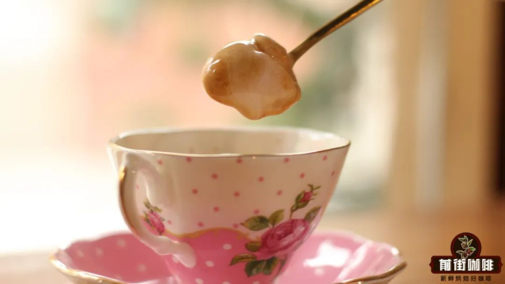 Complete Guide to Making Affogato: The Golden Ratio of Espresso and Ice Cream & Creative Variations