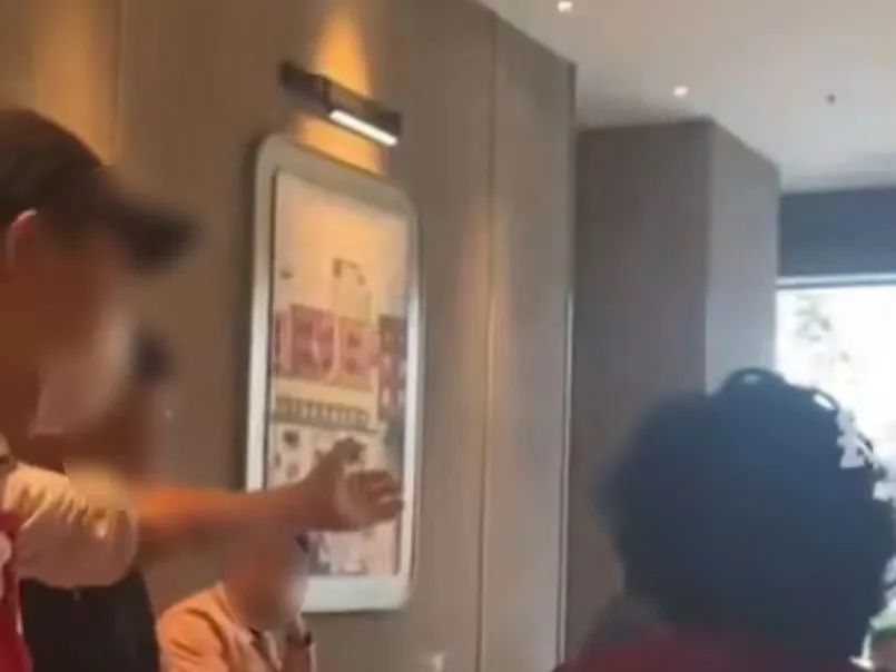 Starbucks sparks controversy by ejecting delivery riders: Can non-customers use the third space?