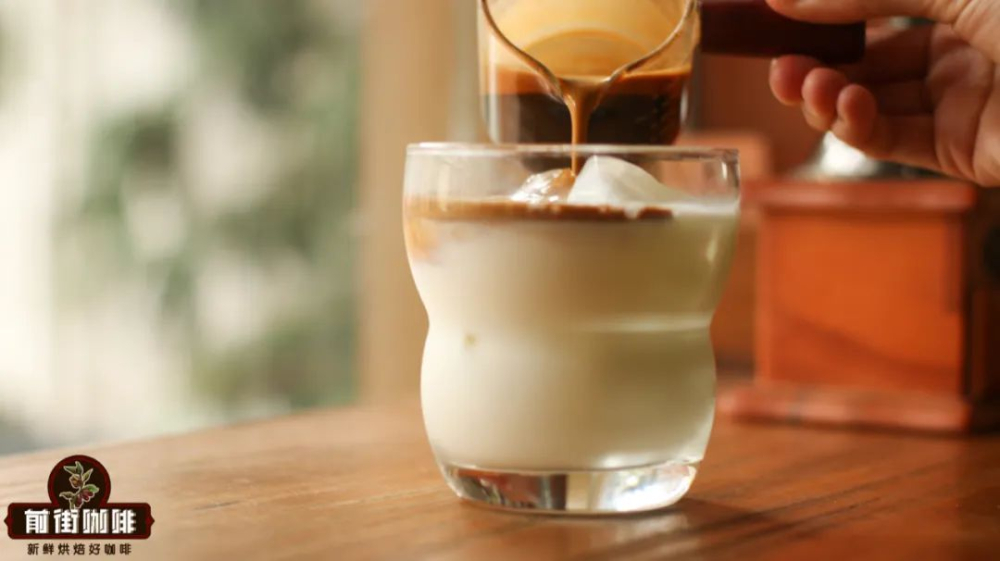How to tell Dirty and Iced Latte apart? Understand everything from concept, preparation to taste in one go