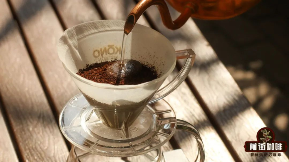 The Science Behind 30-Second Blooming in Pour Over Coffee: A Complete Analysis of Gas Release and Extraction Efficiency