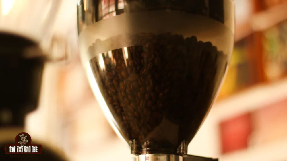 Pour Over Coffee Must-Read: Why Use a Scale with a Dosing Grinder? Analysis of Four Major Error Factors