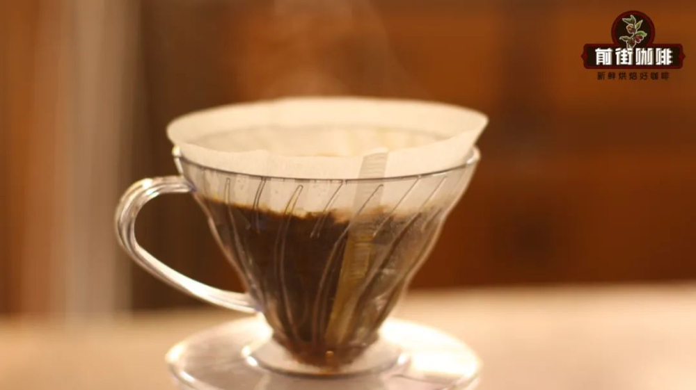 Can you reheat coffee after it cools down? A taste test analysis of flavor changes in pour over and flat white