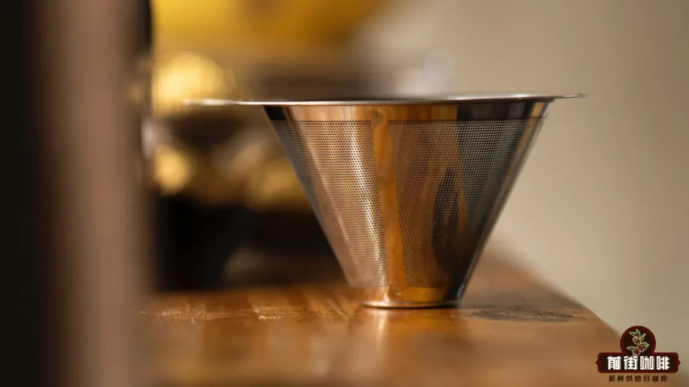 How to Choose a Pour Over Filter? A Comprehensive Comparison of Flavor and Extraction Between Flannel, Metal Mesh, and Paper Filters