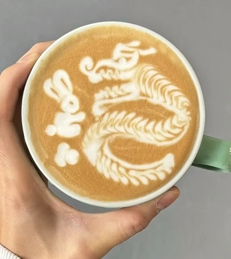 Dragon Year Latte Art Tutorial: A Guide from Heart Basics to Chinese Knots and Dragon Motif Creations