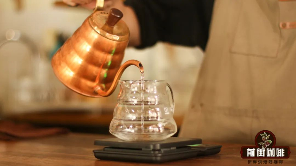 A Complete Guide to Pour Over Coffee Pouring Techniques: The Relationship Between Water Flow Rate and Extraction Flavor, and Speed Measurement Methods