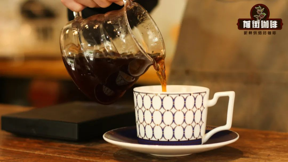 A Detailed Guide to the Three-Stage Pour Over: Why We Insist on Using It and a Comparison of Its Pros and Cons with the One-Flow Method